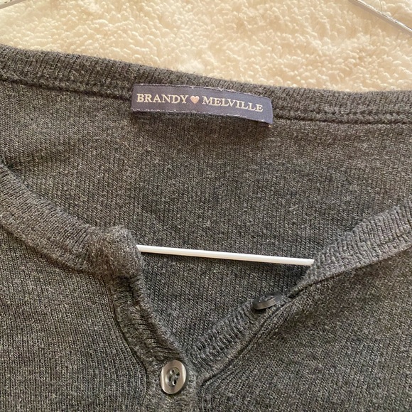 Brandy Melville top - Picture 3 of 4
